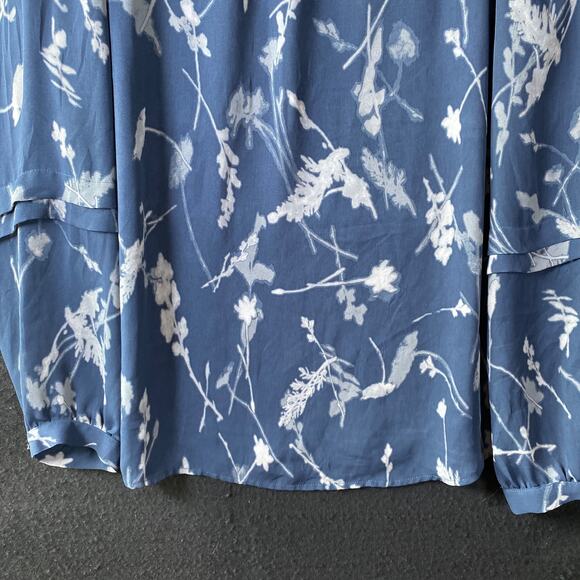 Banana Republic Womens Blouse Blue White Floral Key Holw Neck Long Sleeve L - Picture 3 of 13